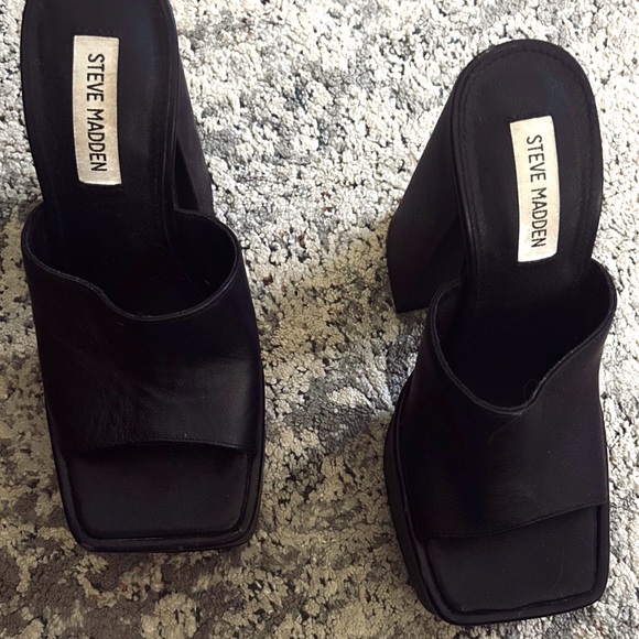 Steve Madden Platform - Picture 3 of 4